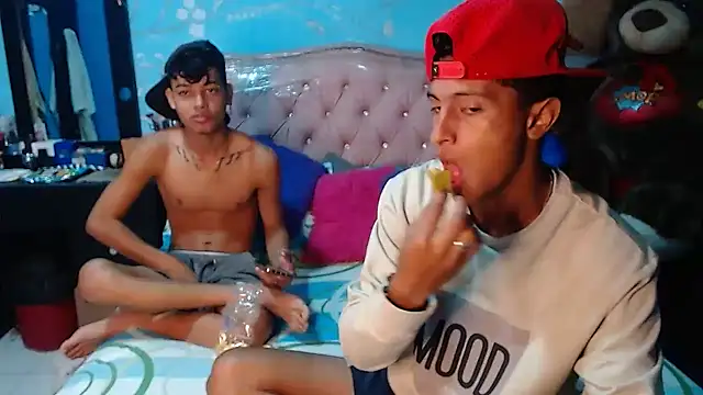 gustavo saaled19 online show from December 2024 12:23:01 AM