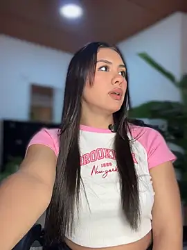 Ambar pe  online show from October 2025 09:23:01 PM