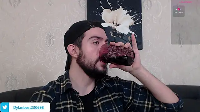 Snapshot of Dylan_Best chatting on December 2024 02:28:01 AM Dylan Best online show from December 2024 02:28:01 AM