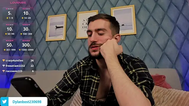 Snapshot of Dylan_Best chatting on March 2025 08:36:01 AM Dylan Best online show from March 2025 08:36:01 AM