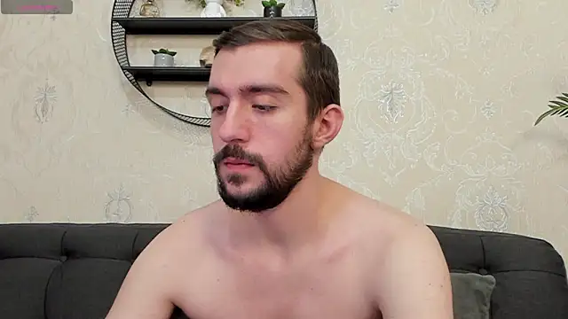 Dylan Best online show from November 2025 10:07:02 PM