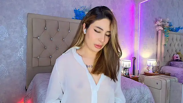 nini love01 online show from June 2026 03:45:01 AM