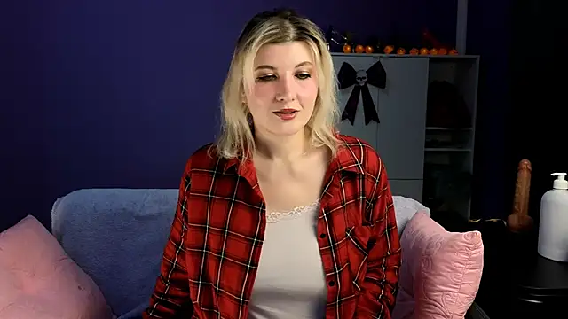 olisunny5 online show from November 2025 08:10:01 PM