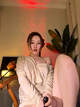 sphynx- - online show from October 2025 10:47:02 AM
