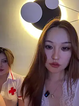 sphynx- - online show from November 2025 11:43:01 AM