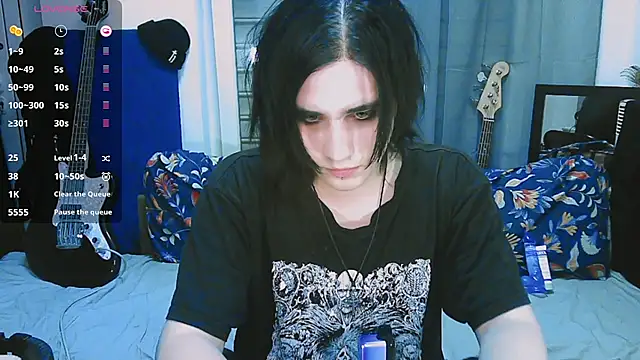 Snapshot of sademobeer chatting on June 2026 10:32:01 PM sademobeer online show from June 2026 10:32:01 PM