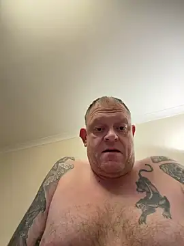 Dannyboy1430 online show from January 2026 10:12:02 PM