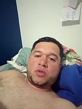 Snapshot of DiegoDuke chatting on November 2025 12:43:02 AM DiegoDuke online show from November 2025 12:43:02 AM