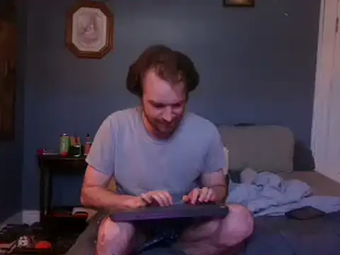 hpluvsplata online show from February 2025 02:05:01 PM