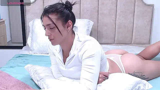 EricaVanderhill online show from February 2025 01:13:02 AM