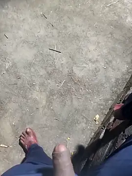 FinableKnee online show from October 2025 01:22:02 PM