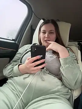 CandyShoopp online show from March 2025 02:00:01 PM