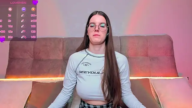 Snapshot of AriellaTesk chatting on December 2024 04:23:02 AM AriellaTesk online show from December 2024 04:23:02 AM