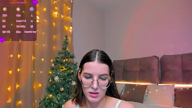 Snapshot of AriellaTesk chatting on January 2025 08:49:02 AM AriellaTesk online show from January 2025 08:49:02 AM