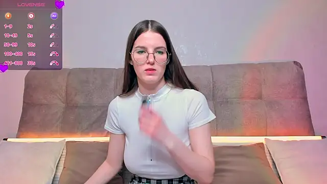 Snapshot of AriellaTesk chatting on March 2025 07:15:01 AM AriellaTesk online show from March 2025 07:15:01 AM