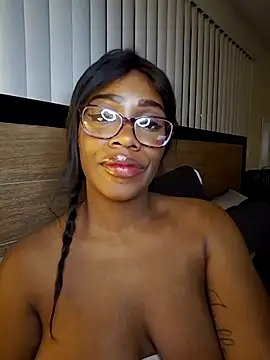 Snapshot of lollycoco chatting on December 2025 07:16:02 AM lollycoco online show from December 2025 07:16:02 AM