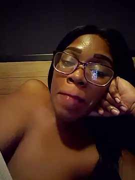 Snapshot of lollycoco chatting on January 2026 06:52:02 AM lollycoco online show from January 2026 06:52:02 AM