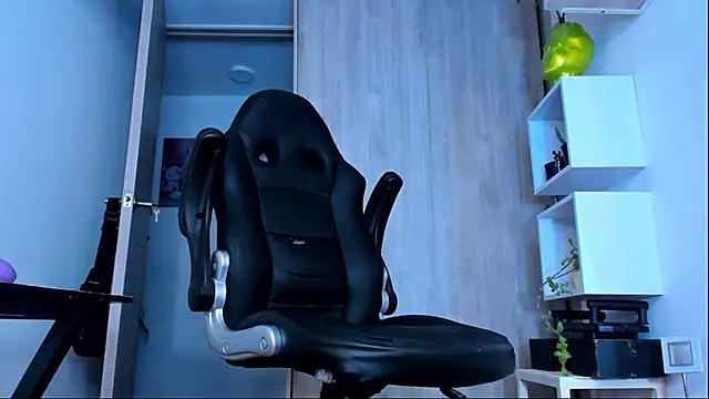 Ricardo 1998 online show from February 2025 06:32:02 AM