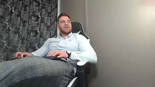 Thori92 online show from February 2025 06:12:01 PM