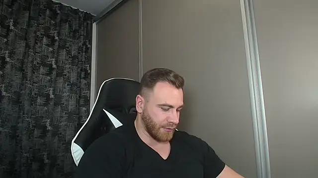 Thori92 online show from February 2025 08:28:02 PM