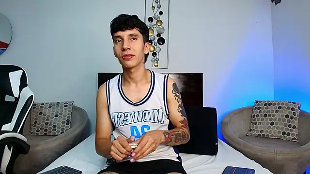 JacoboSwam online show from March 2025 04:03:02 AM