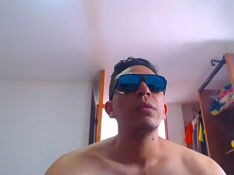 jeancarloscum12 online show from July 2026 06:47:01 PM