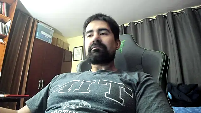 VonDoomdelToro online show from December 2024 09:39:02 AM