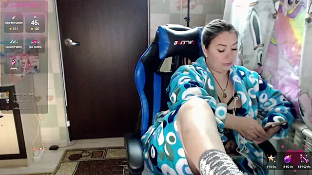 Korolek12 online show from March 2025 06:40:02 PM