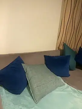 Snapshot of PETITE_NAOMI chatting on January 2025 12:54:02 AM PETITE NAOMI online show from January 2025 12:54:02 AM