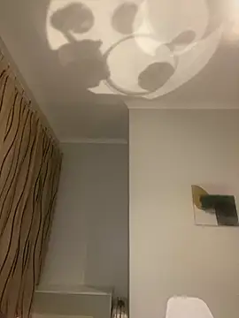 Snapshot of PETITE_NAOMI chatting on January 2025 01:08:01 AM PETITE NAOMI online show from January 2025 01:08:01 AM