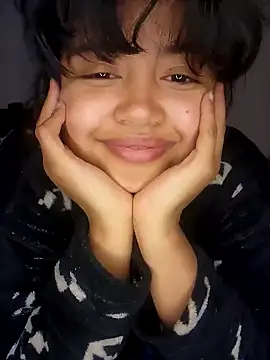 Peach Girll online show from February 2025 05:10:01 AM