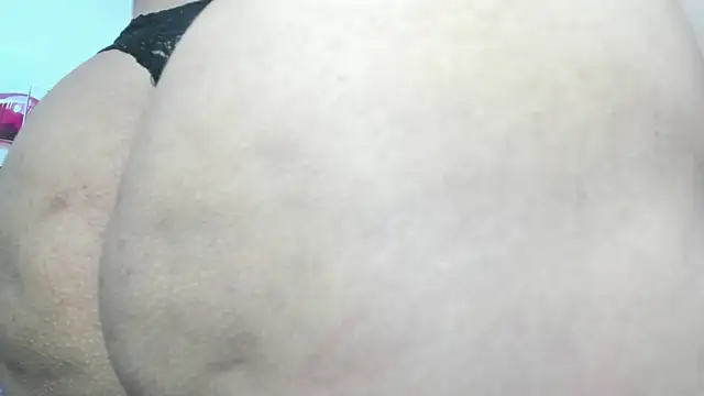 Cloe 35 online show from March 2025 10:49:01 PM