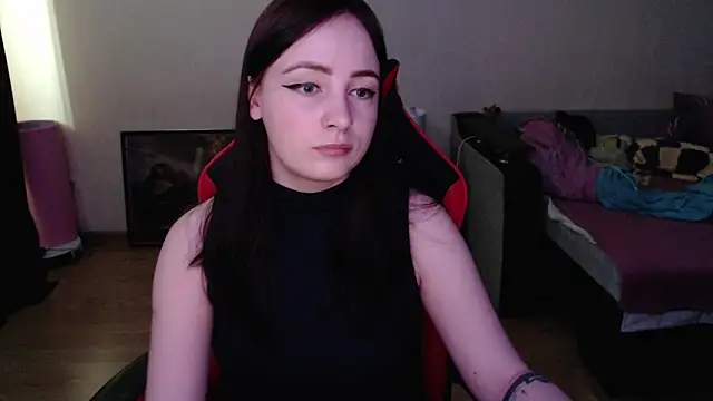 Laralianna online show from April 2026 07:48:02 AM