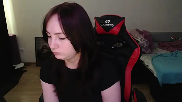 Laralianna online show from April 2026 08:39:02 AM