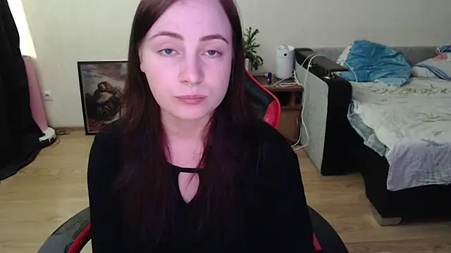 Laralianna online show from June 2026 11:56:02 AM