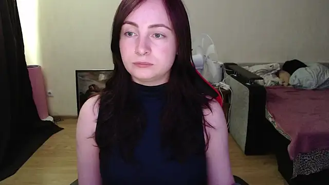 Laralianna online show from June 2026 11:00:01 AM