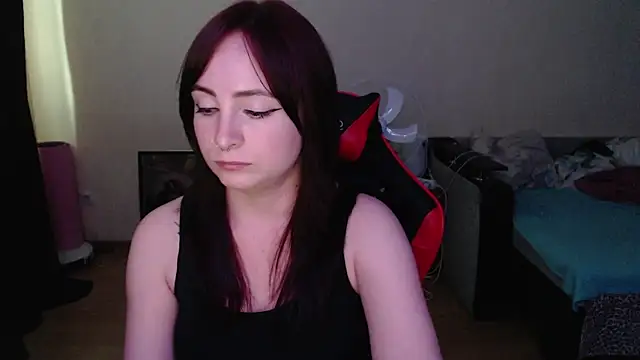 Laralianna online show from July 2026 03:03:02 PM