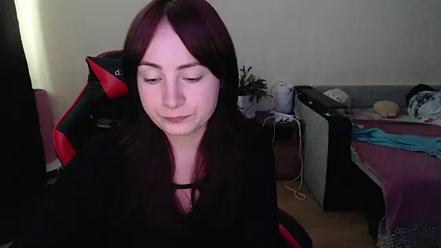 Laralianna online show from July 2026 06:28:01 AM