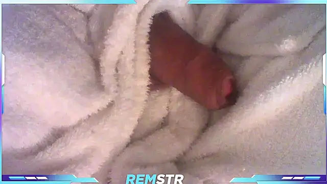 Snapshot of Remstr chatting on September 2025 08:11:02 PM Remstr online show from September 2025 08:11:02 PM