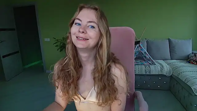 Cuddle Cat online show from June 2026 05:54:02 AM