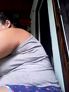 Snapshot of Monseratte21 chatting on December 2024 04:38:02 PM Monseratte21 online show from December 2024 04:38:02 PM