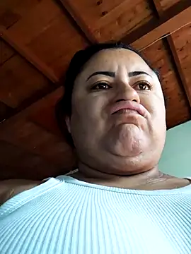 Snapshot of Monseratte21 chatting on November 2025 01:15:02 PM Monseratte21 online show from November 2025 01:15:02 PM