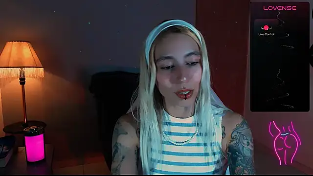 Saucy Jenn online show from December 2024 12:05:02 AM