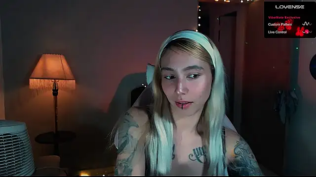 Saucy Jenn online show from January 2025 02:58:02 AM