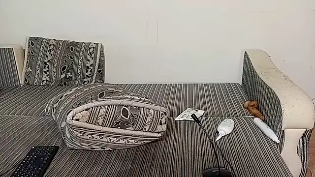 LuxMelys online show from October 2025 05:36:02 PM