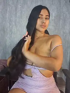 Valentinne z online show from October 2025 02:10:01 AM