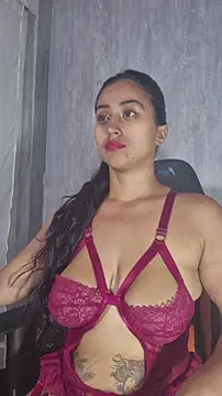 Valentinne z online show from November 2025 10:32:02 PM