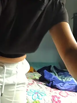 Hannah-grace online show from November 2025 11:54:01 AM