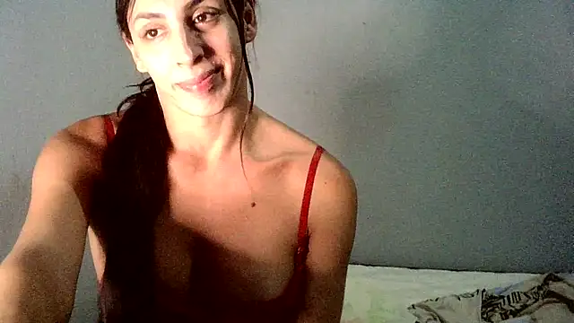 Snapshot of AlexiaDuucan chatting on November 2025 12:42:02 AM AlexiaDuucan online show from November 2025 12:42:02 AM