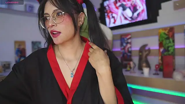 Kyomi chang online show from January 2025 05:17:02 PM